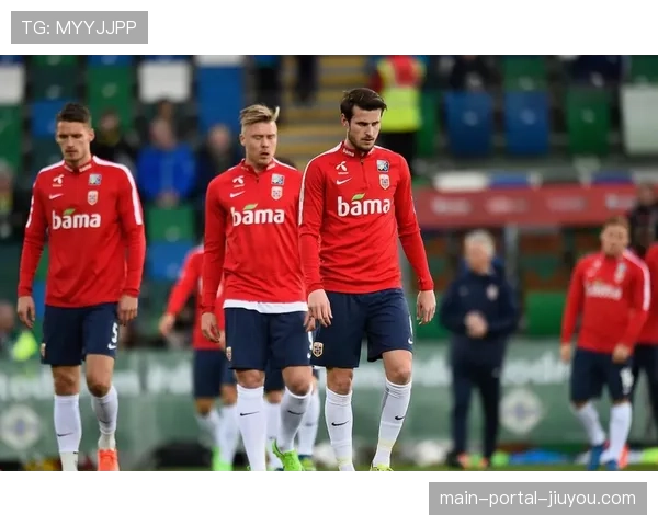 保级关键战：利兹联多名核心球员伤缺威胁球队保级努力